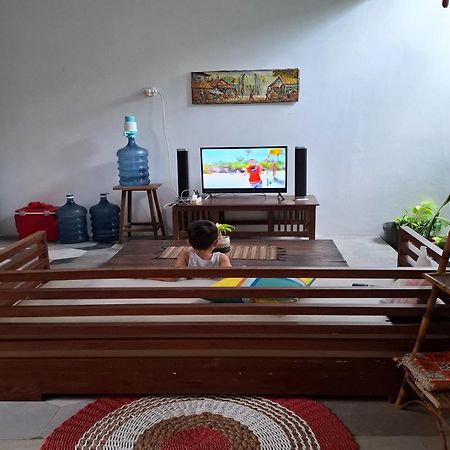 Bring In House Yogyakarta Apartment Exterior photo