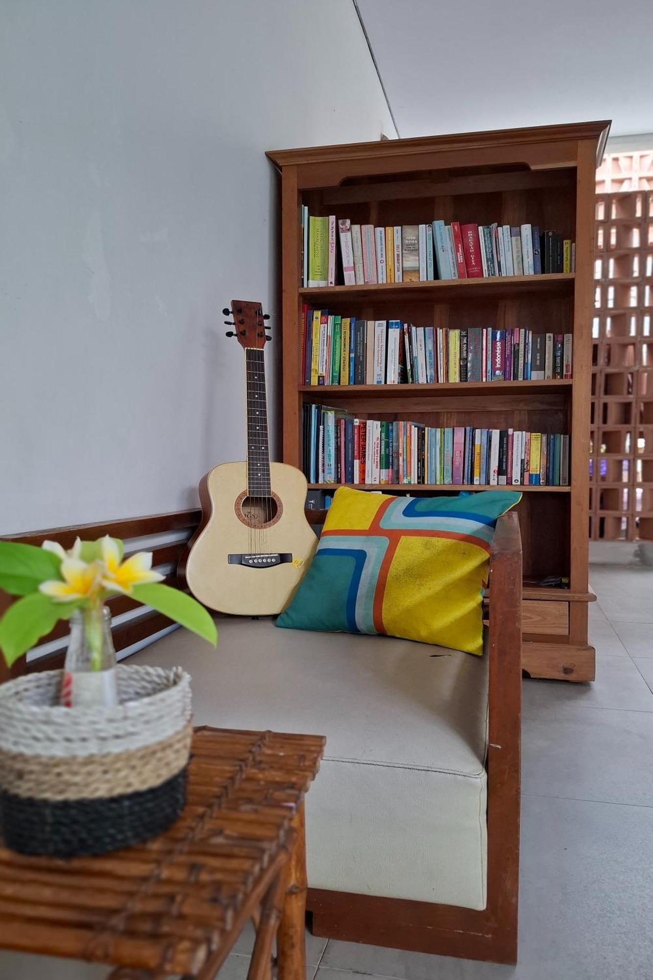 Bring In House Yogyakarta Apartment Exterior photo